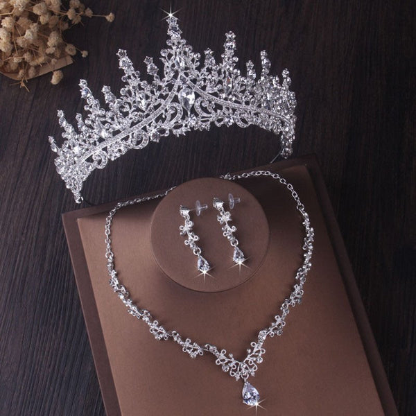 Tiara with neckless and earing set